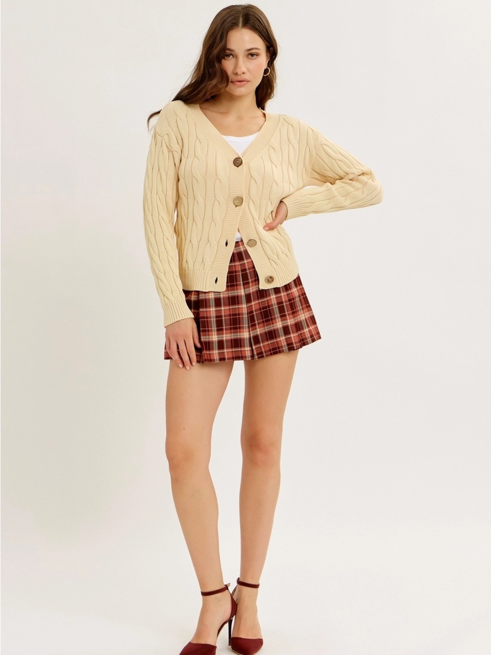 NWT Cream Cable Knit Button Cardigan